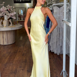 ZEYNEP | Robe maxi en satin élégante avec décolleté halter